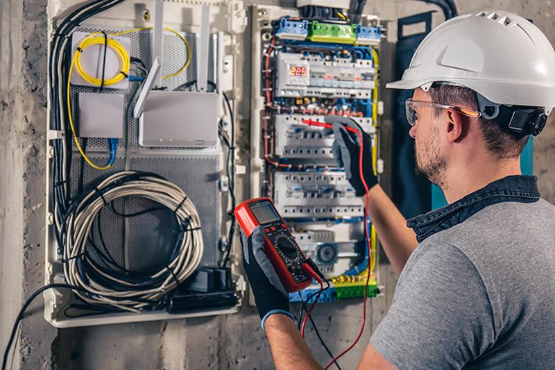 découvrez les étapes clés pour une installation électrique réussie en quelques jours. nos conseils et astuces vous guideront à travers le processus afin d'assurer sécurité et conformité dans votre projet d'électricité.
