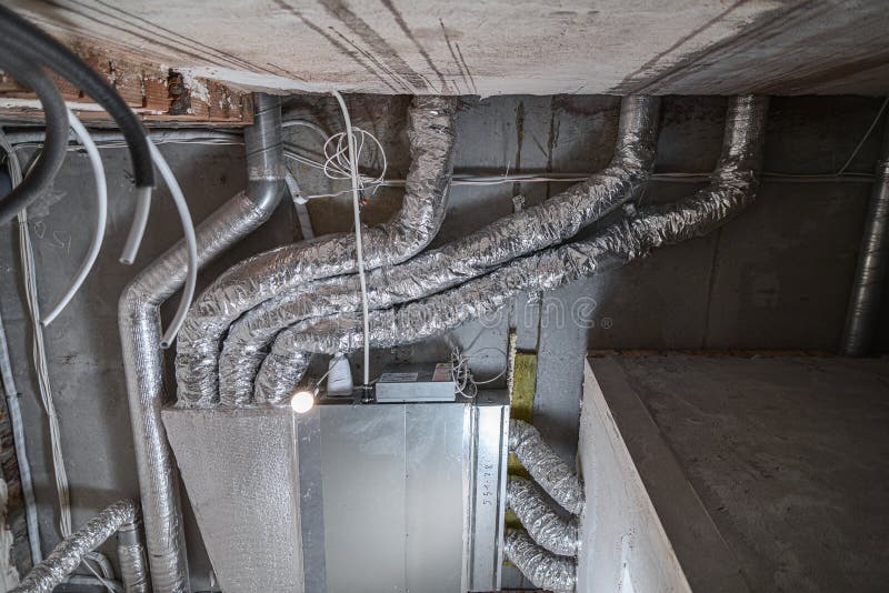 découvrez comment réaliser une installation électrique sécurisée dans un plafond en béton : conseils, étapes clés, matériaux nécessaires et bonnes pratiques pour un résultat fiable et conforme aux normes.