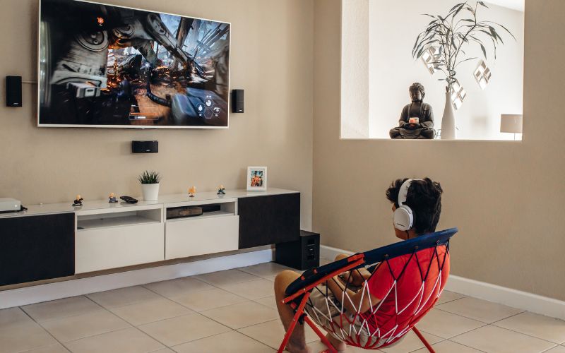 découvrez la consommation électrique de la ps4 en mode veille et éteinte, et apprenez comment réduire votre consommation d'énergie pour économiser sur votre facture.