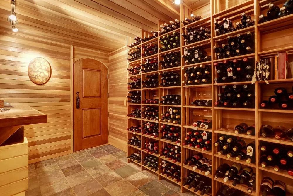 découvrez des astuces efficaces pour réduire la consommation énergétique de votre cave à vin tout en conservant une température optimale et un environnement idéal pour vos bouteilles.